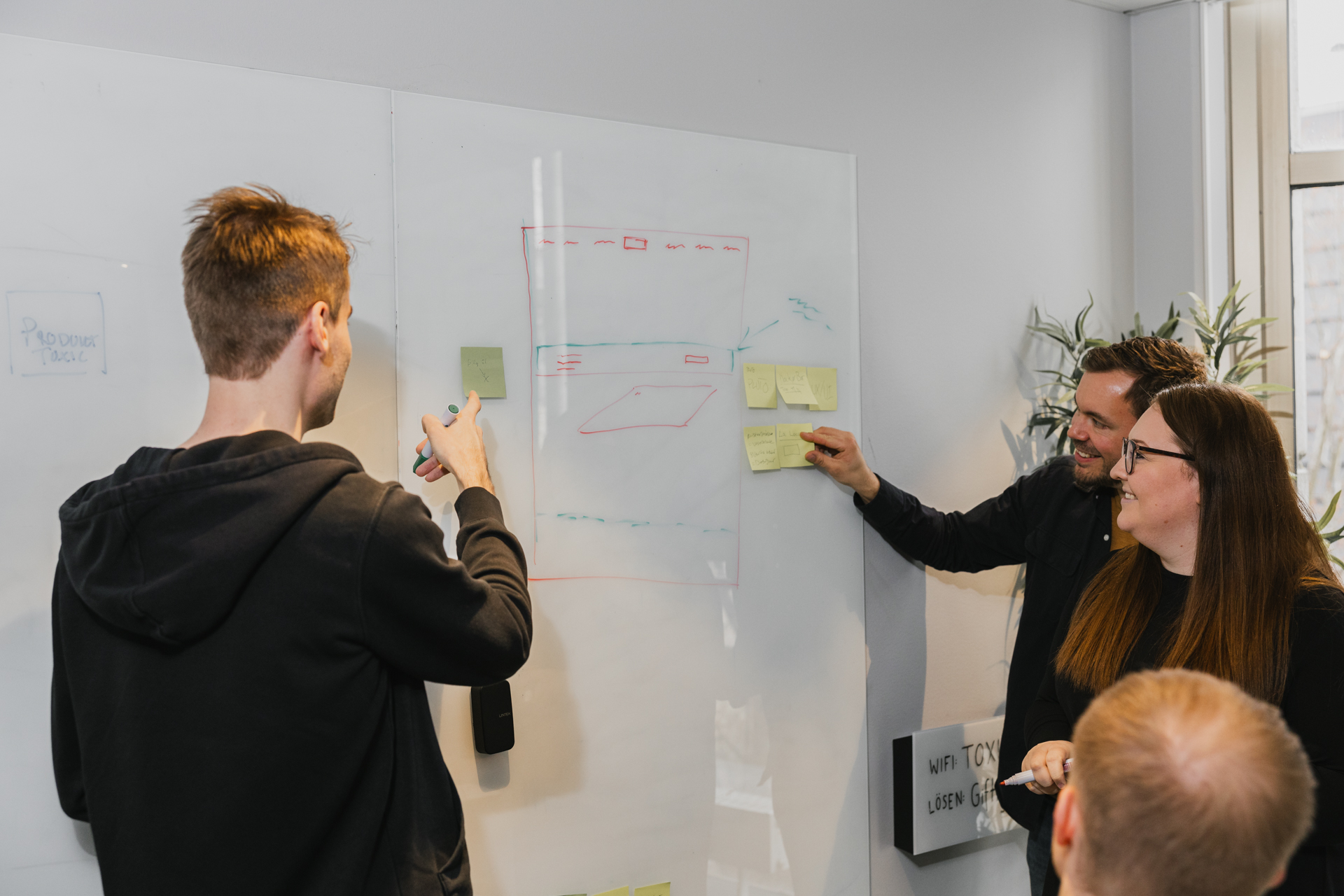 Toxic Bildbank 240418 17